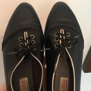 Nicora Johns Vegan Leather Black Flats